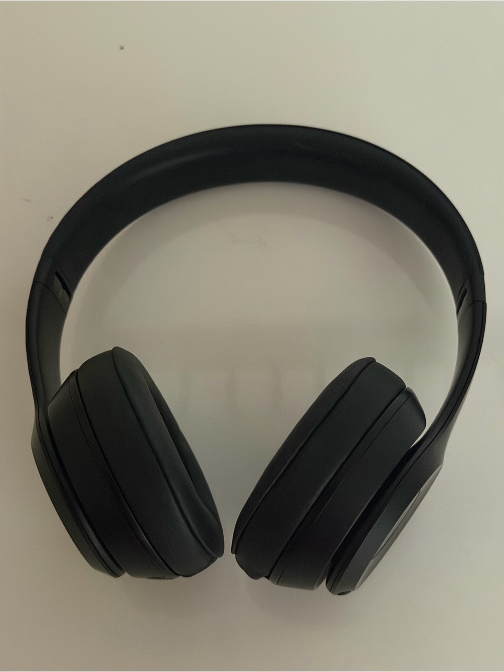 Beats by Dre Wireless Over-Ear Headphones in Black